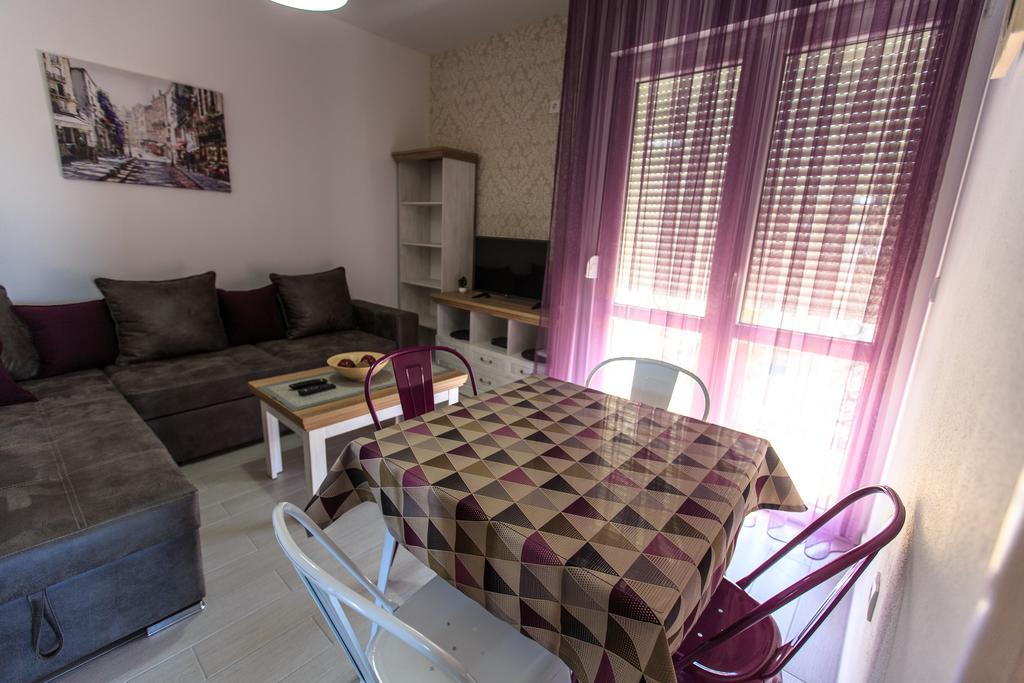 Apartments Aleksic بار المظهر الخارجي الصورة